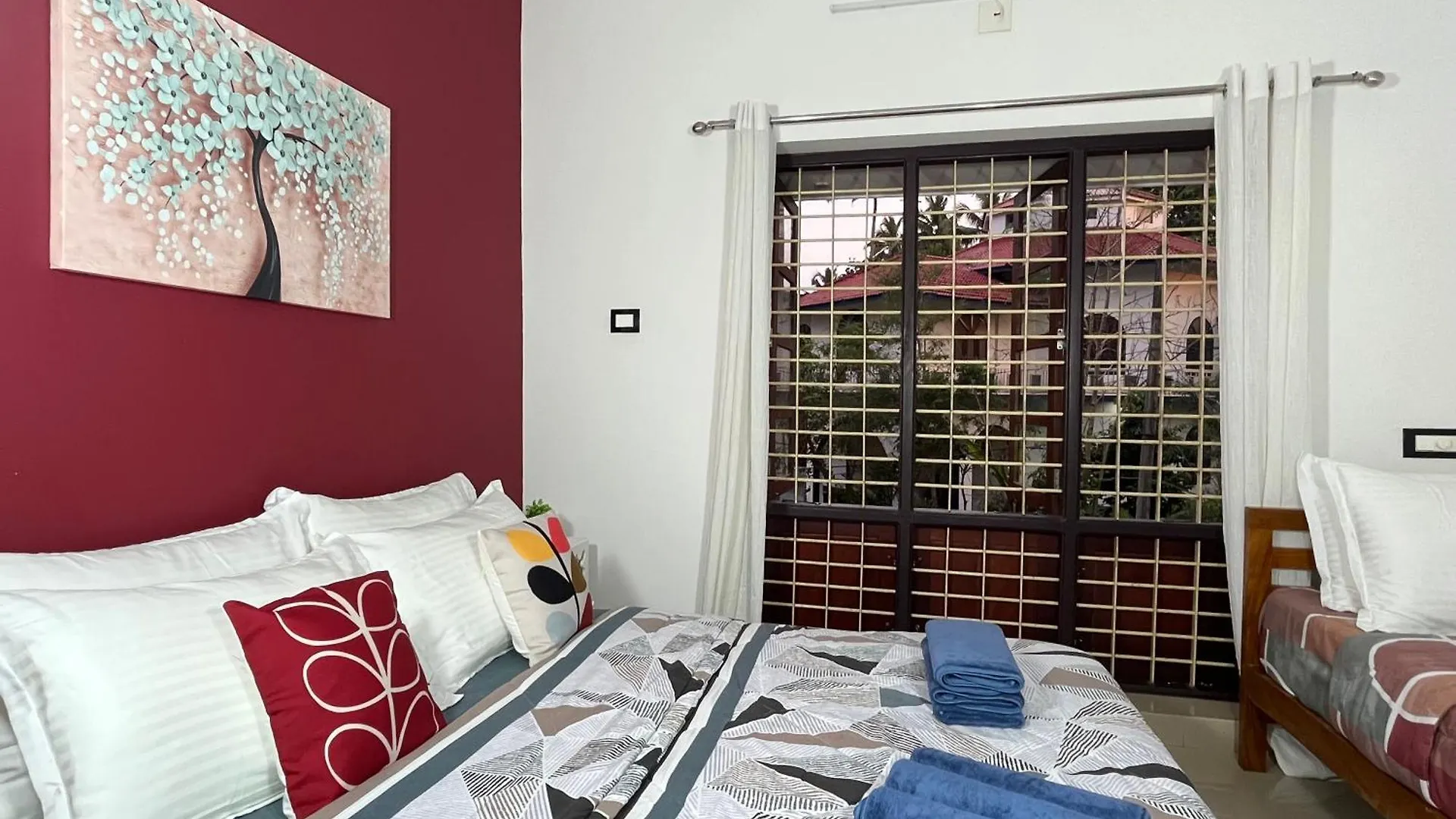 Cliff Haus 1 - 3 Min South Cliff, Luxurious Ac 2Bhk Apartment Thiruvananthapuram