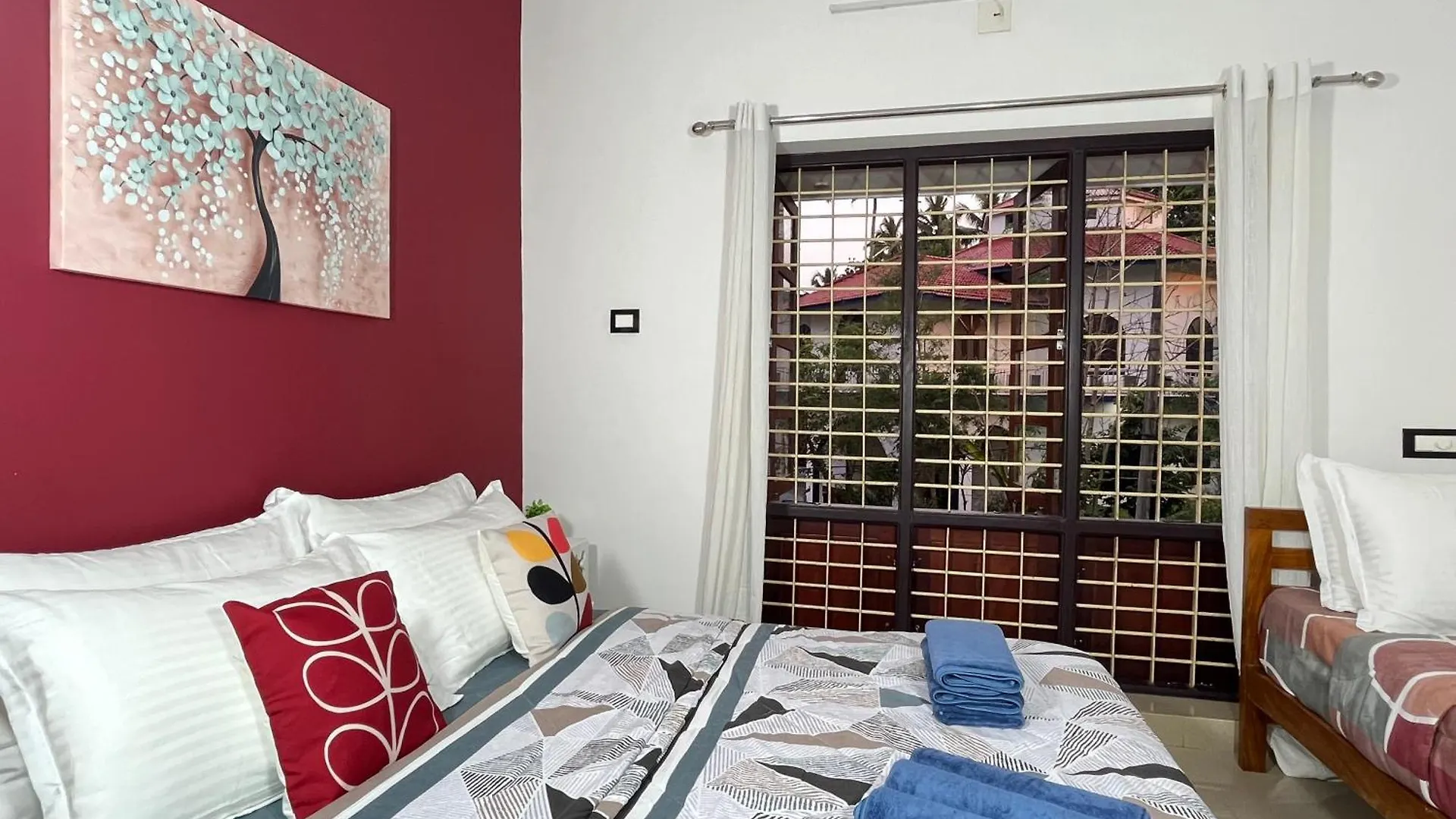 Cliff Haus 1 - 3 Min South Cliff, Luxurious Ac 2Bhk Apartment Thiruvananthapuram 0*,  India