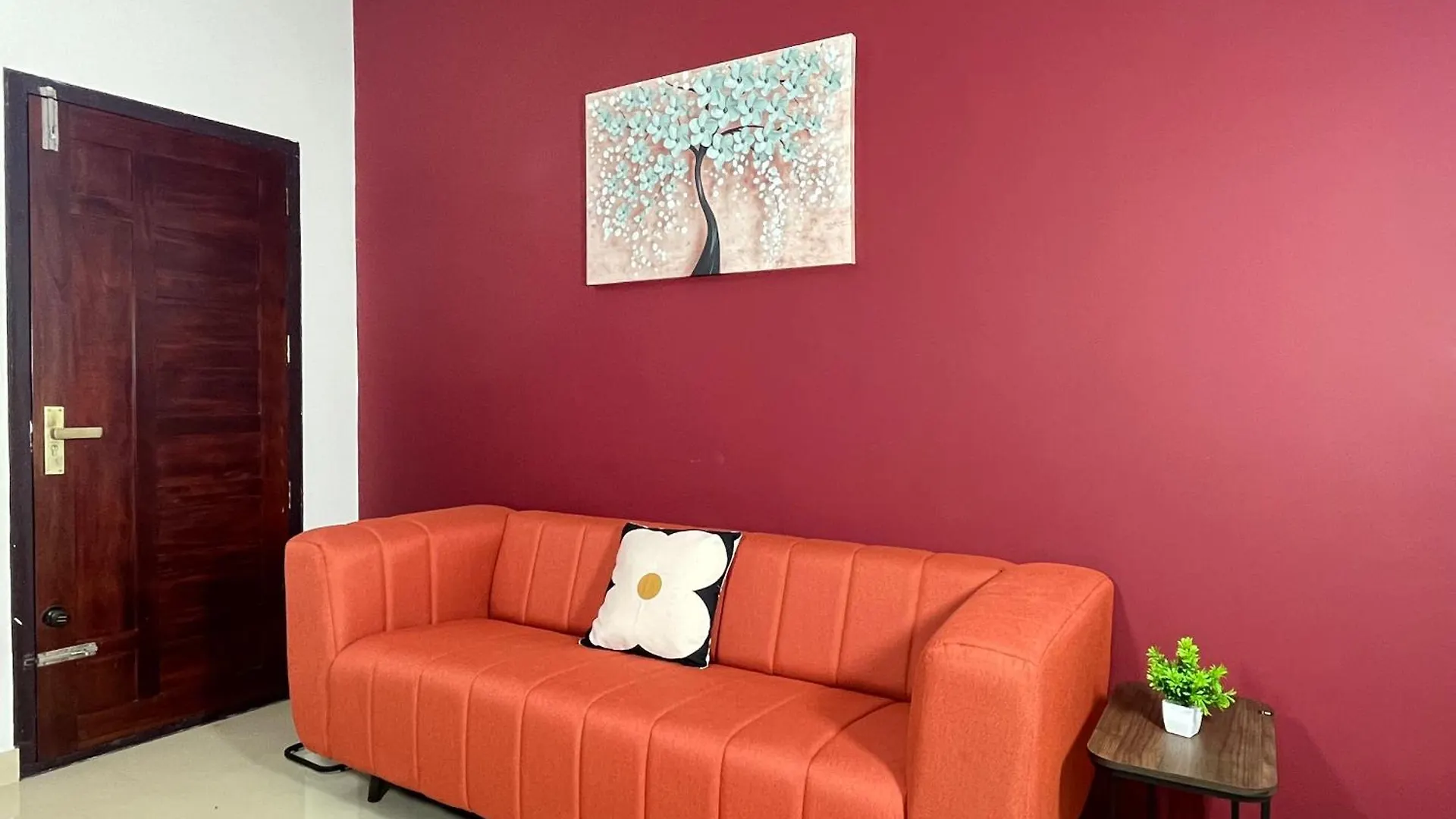 Cliff Haus 1 - 3 Min South Cliff, Luxurious Ac 2Bhk Apartment Thiruvananthapuram
